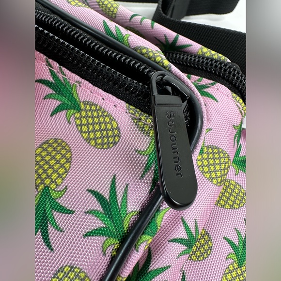Sojourner Fanny‎ Pack Pineapple Print Waist Belt Bag 3 Pockets Adjustable - Picture 3 of 8